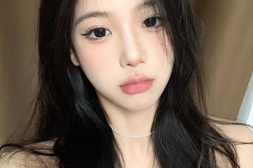 刷新下限！女网红开设绿茶速成班已有15万人买 最新回应来